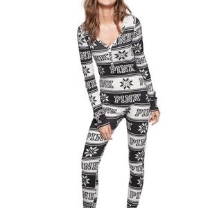 VS PINK THERMAL ONESIE FAIR ISLE HOLIDAY WINTER ONE PIECE PAJAMAS. NEW! SMALL